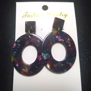 Fashion dangle earrings